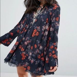 Brand: Free People, Size: XS, Color: navy, coral red
